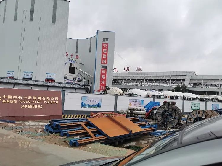 2019年7月11日，我司技術(shù)人員現(xiàn)場去客戶現(xiàn)場，售后處理鐵路橋梁預(yù)應(yīng)力自動張拉系統(tǒng)